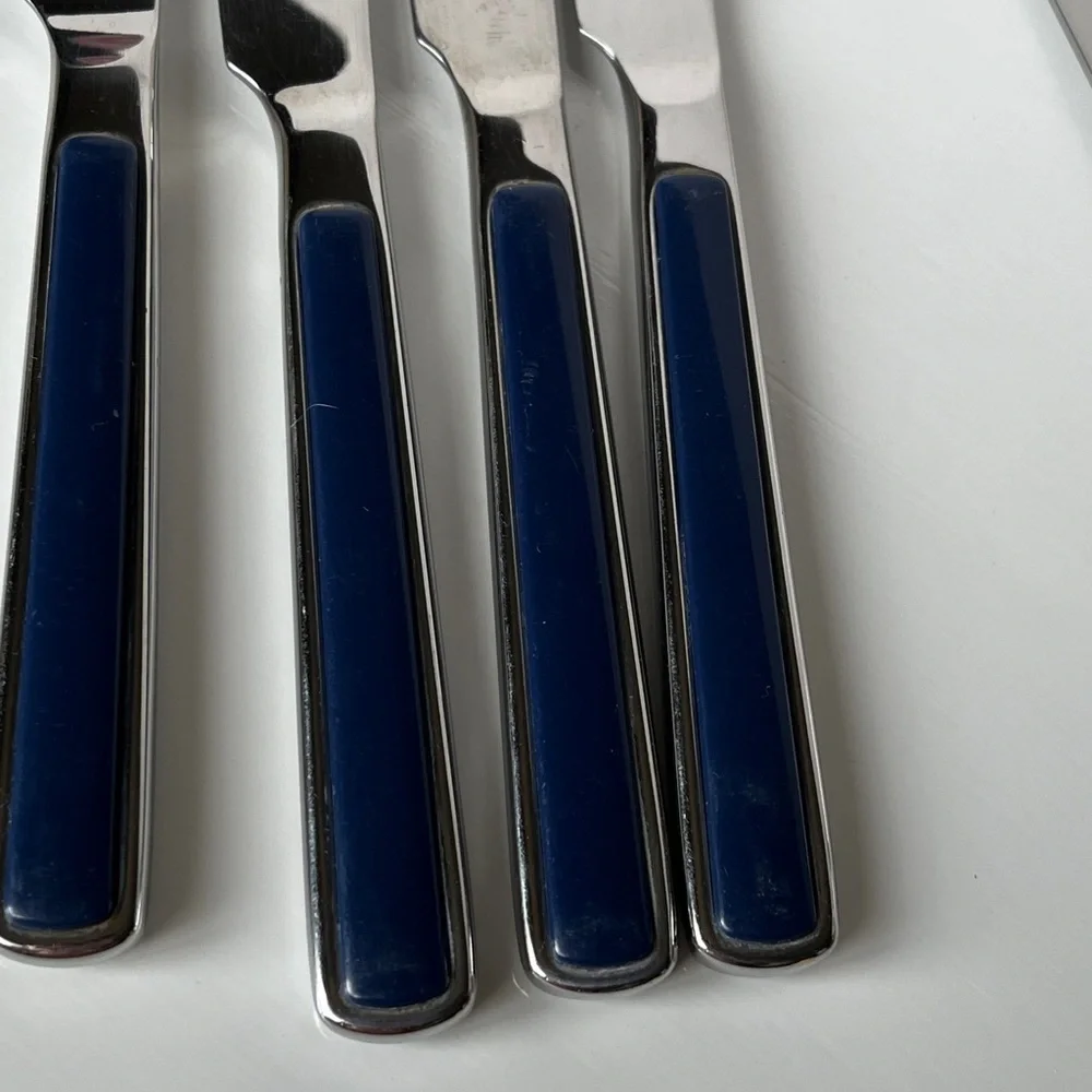 Set of 8 Seed Inox France Stainless Steel Dinner Knives Blue Handle